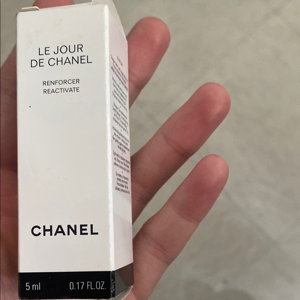 Chanel skin renewer